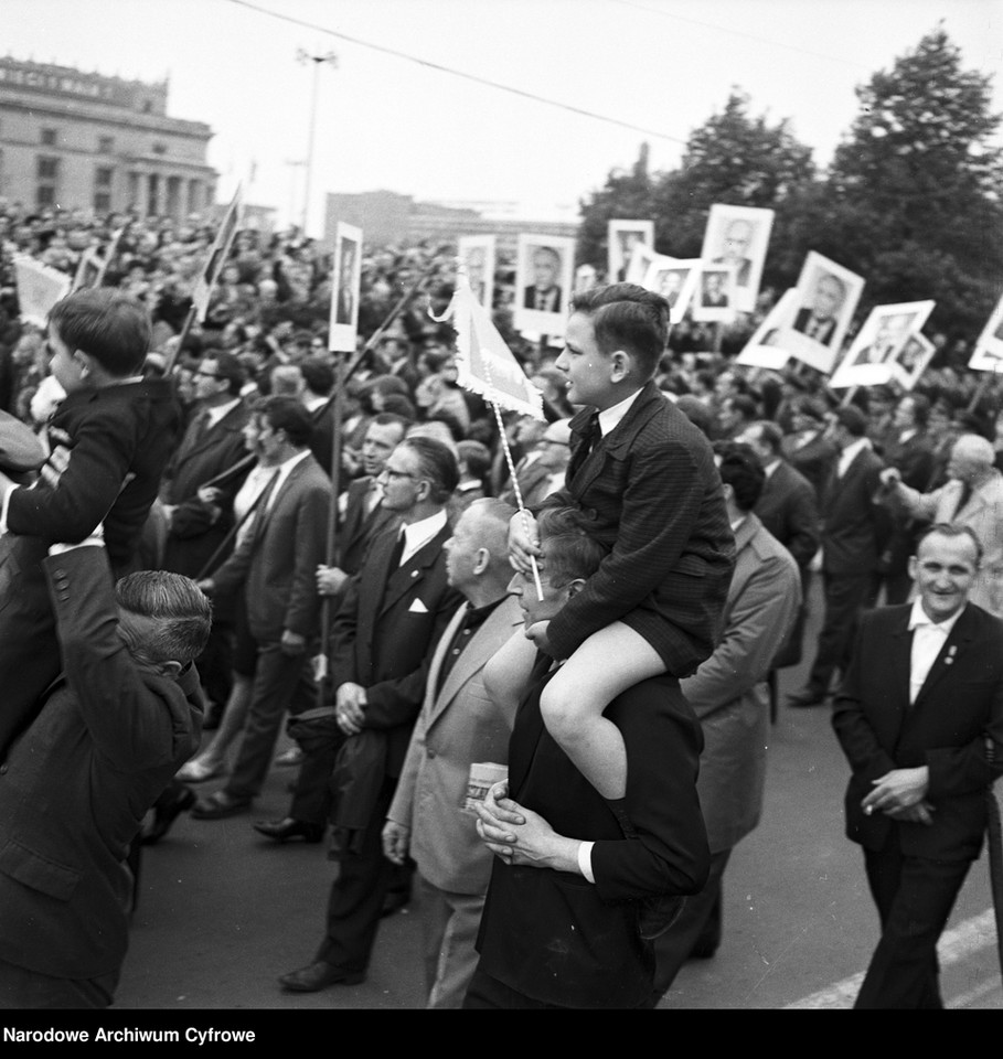 Obchody Święta Pracy w Warszawie/ 1968 rok 