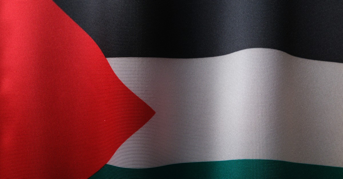 Małe państwo, wielka decyzja. Kolejny kraj uznaje niepodległość Palestyny