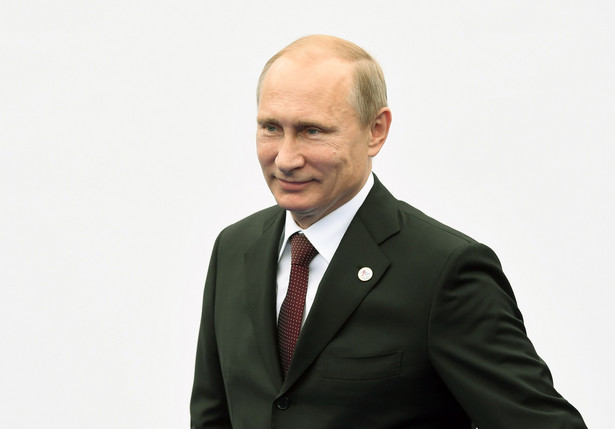 Więcej Rosjan wierzy w Putina niż w Boga