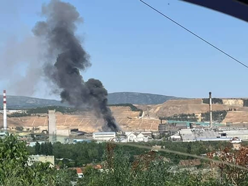 Požar u fabricu u Boru