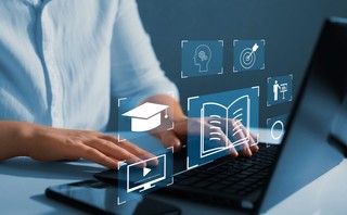 Sieć pełna fałszywych reklam