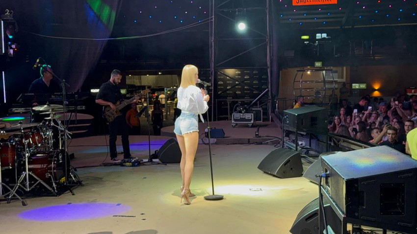 Jelena Rozga u Crnoj Gori