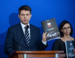 "99 dni Beaty Szydło": Nowoczesna krytykuje PiS i przedstawia swoją publikację