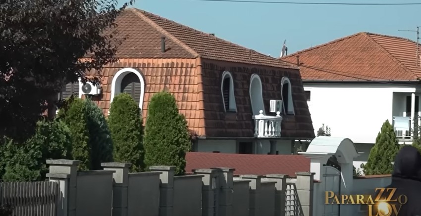 Snežana Đurišić kuća u Jajincima