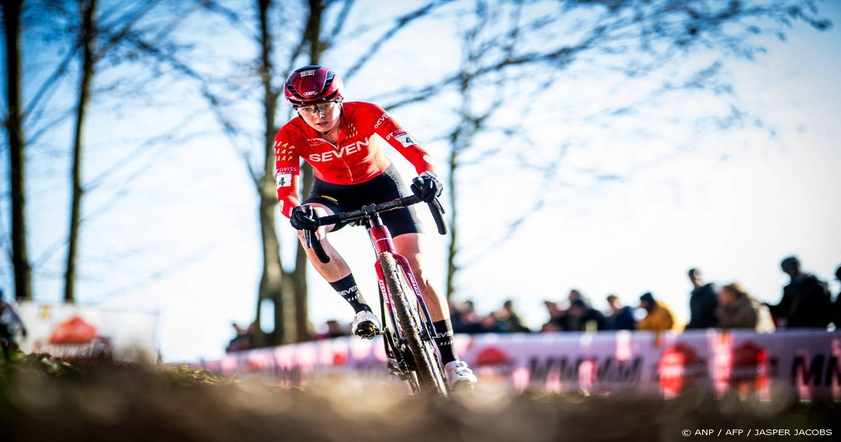 Hoe-Van-Alphen-met-een-achtste-plaats-toch-de-Superprestige-wint