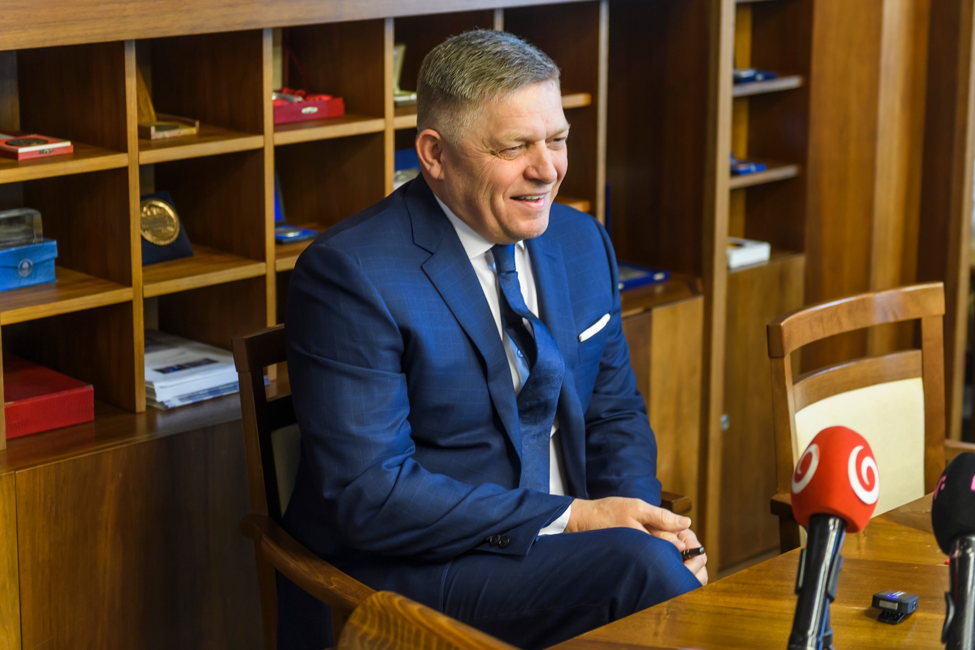 Predseda vlády SR Robert Fico (Smer-SD) počas zasadnutia Výboru NR SR pre európske záležitosti.
