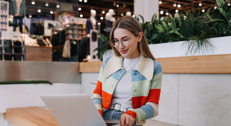 Gen Z workers have an opportunity to use artificial intelligence in the workplace.Elizabeth Starkova/Getty Images