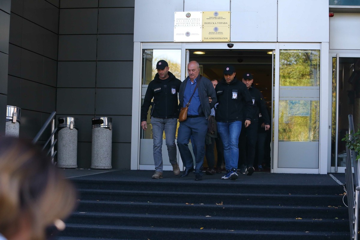 privodjenje-foto-Miomir-Jakovljevic-ringier-5-scaled