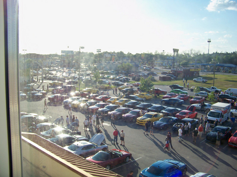 Rekordowy zlot Chevrolet Camaro5Fest - przyjechało ponad 500 samochodów (zdjęcia)