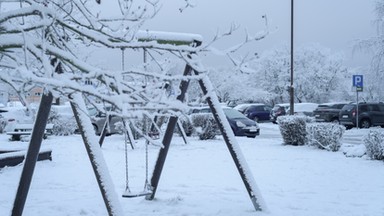 Ostrzeżenie IMGW pierwszego stopnia o intensywnych opadach śniegu w woj. dolnośląskim