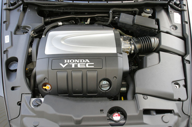Używana Honda Legend - solidny wóz, choć sporo pali