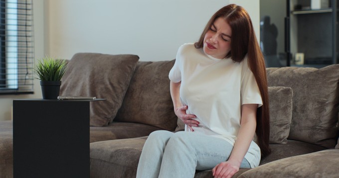 25 évesen 4-es stádiumú bélrákot diagnosztizáltak a fiatal nőnél - ezeket a tüneteket tapasztalta