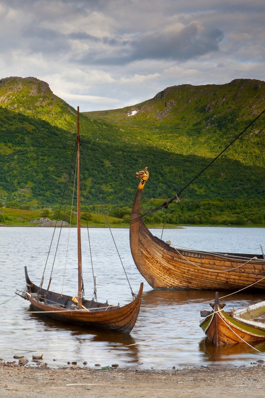 Brodovi slični onom koji je naađen u Estoniji