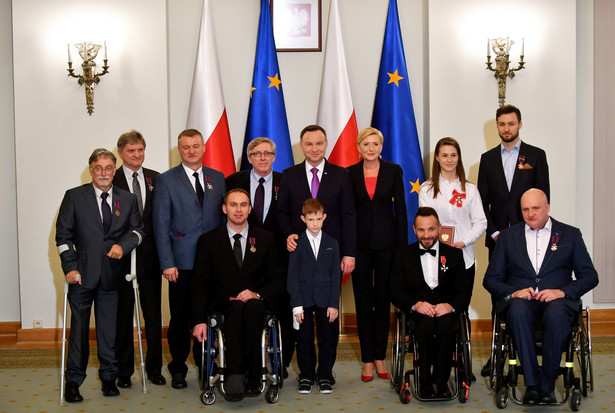 Prezydent Andrzej Duda wręczył odznaczenia państwowe paraolimpijczykom