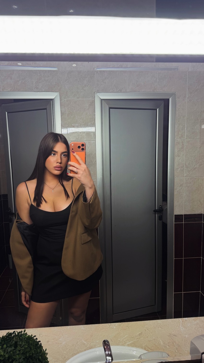 Una Čolić nikad izazovnija