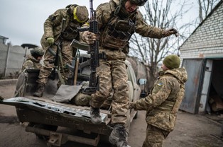 Ukraińcy zgotowali Rosjanom piekło. Elita wojsk Putina przeżywa na froncie 12 minut