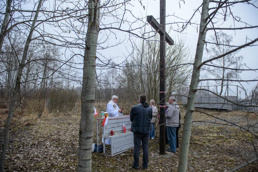 Trudno o wspólną modlitwę w 6. rocznicę katastrofy?