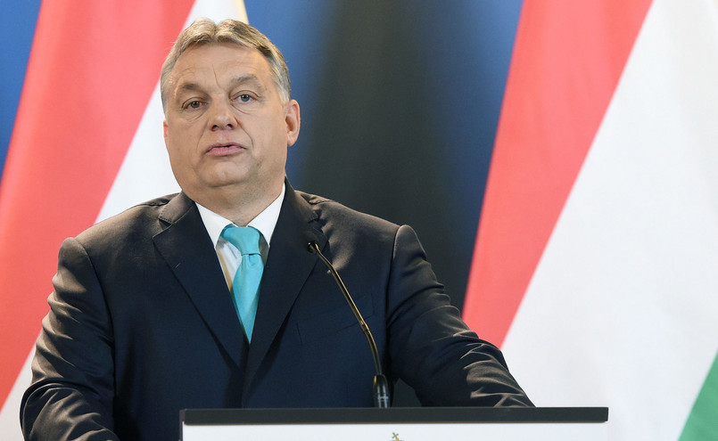 Orban, Seehofer oraz szef grupy parlamentarnej CSU w Bundestagu Alexander Dobrindt podkreślali rolę relacji gospodarczych.