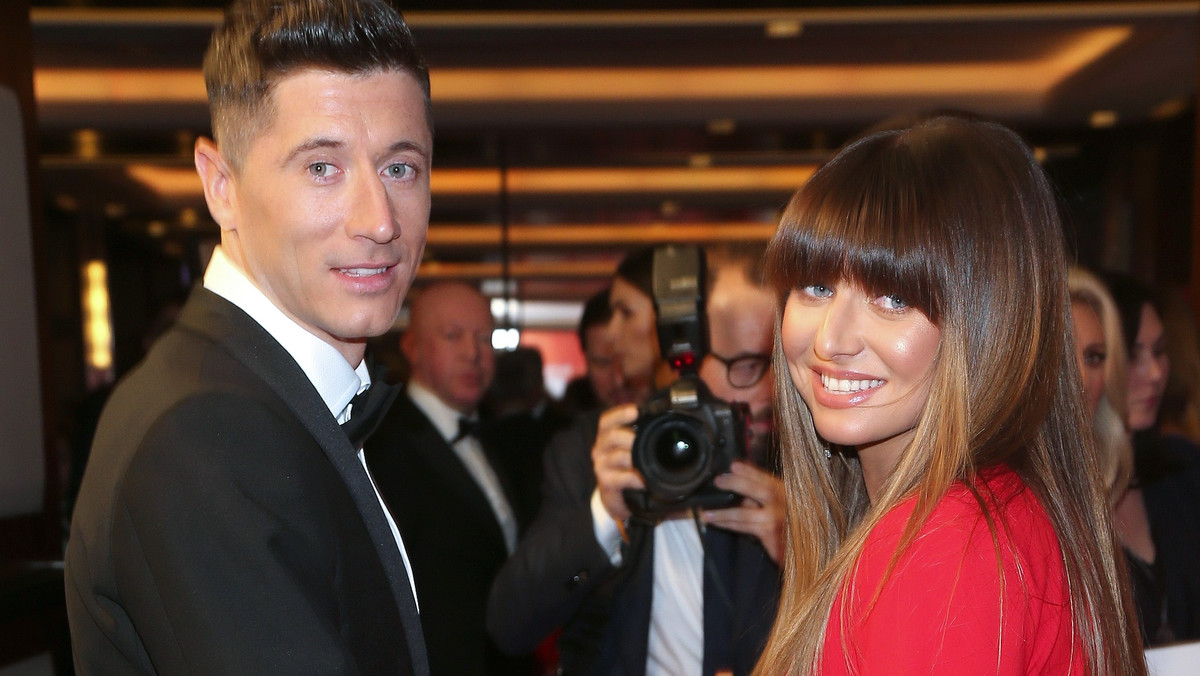 Robert Lewandowski każdą nagrodę dedykuje Annie Lewandowskiej