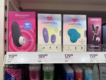 Rossmann przeceni kultowy gadet o 60 z. Daje Polkom duo frajdy