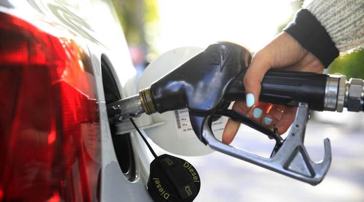 Egy amerikai nő több, mint 10 millió forint értékben tankol ingyen, a benzinkút szoftverhibája miatt / Illusztráció: Getty Images