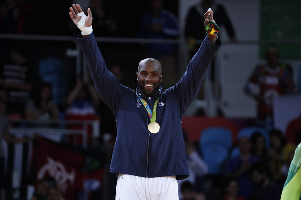 Teddy Riner na igrzyskach w Rio walczył nie tylko z przeciwnikami, ale i tak zdobył złoty medal