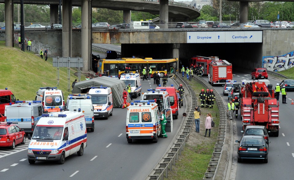 WARSZAWA WYPADEK AUTOBUSU