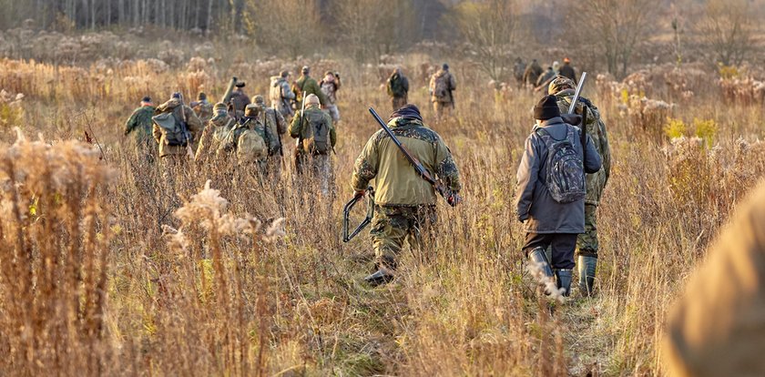 Przywiozła myśliwych na polowanie. Skończyło się dramatem