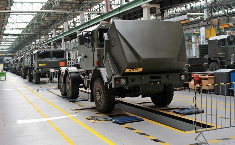 Kryl - podwozie do zabudowy haubicy