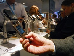 Karty płatnicze: zbliżeniowa rewolucja dopiero przed nami