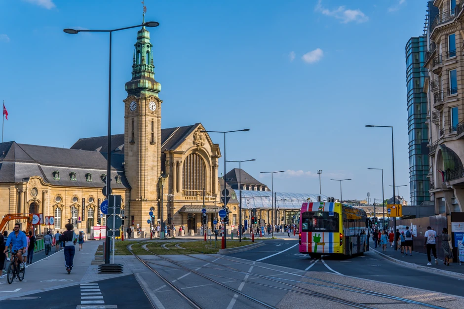 Plata 3.500 evra, prevoz besplatan