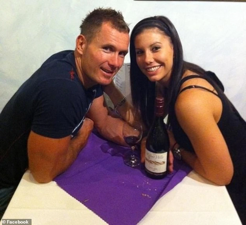 Bakster je igrač australijske Nacionalne ragbi lige 