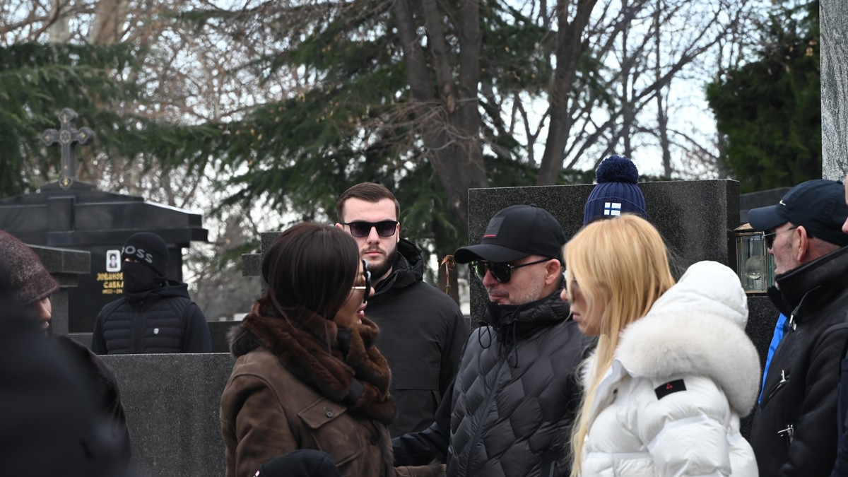 Nebojša Stojković Stojke na pomenu Željku Ražnatoviću Arkanu