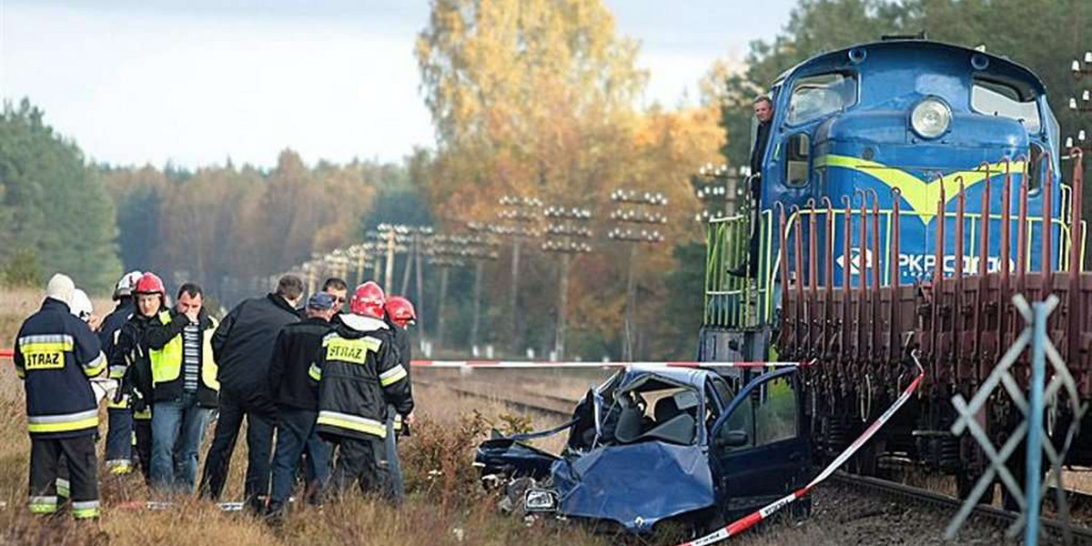 Wjechał prosto pod pociąg. 9-latek ciężko ranny