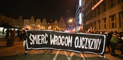 Służby kontrolują narodowców przed Marszem Niepodległości. Kontrole w całym kraju