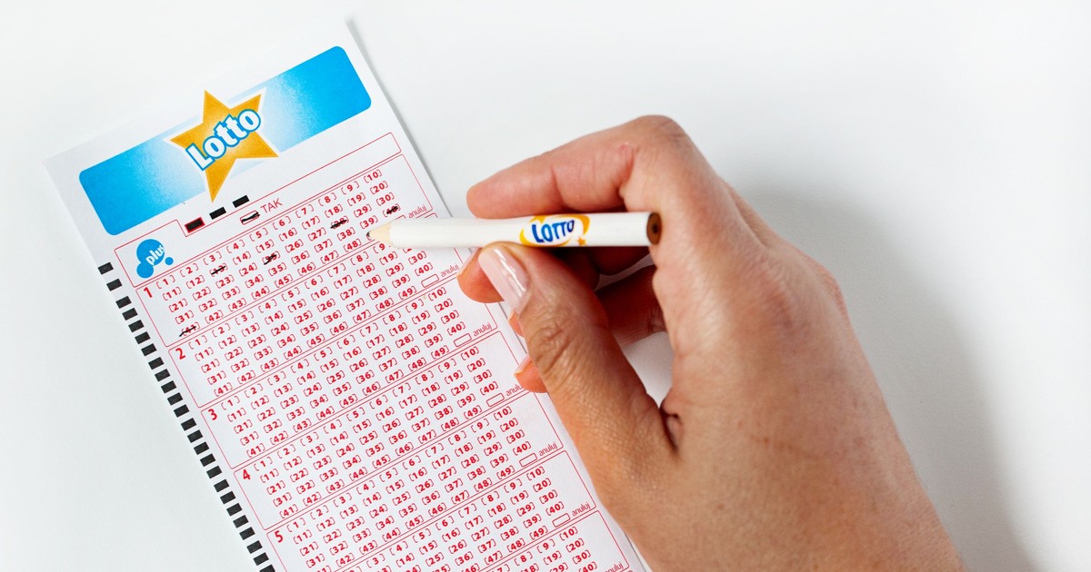 71 osób blisko fortuny, ale główna wygrana znów nie padła. Kumulacja rośnie do 17 mln zł