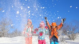 nadciąga prawdziwa zima. będą silne opady śniegu nad polską. gdzie i kiedy spadnie najwięcej śniegu? prognoza pogody na sylwestra 2025