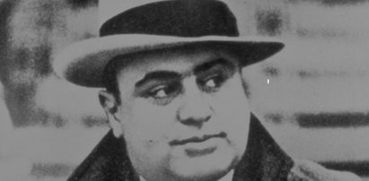 Ktoś zbezcześcił grób Ala Capone. Co na nim nabazgrał?