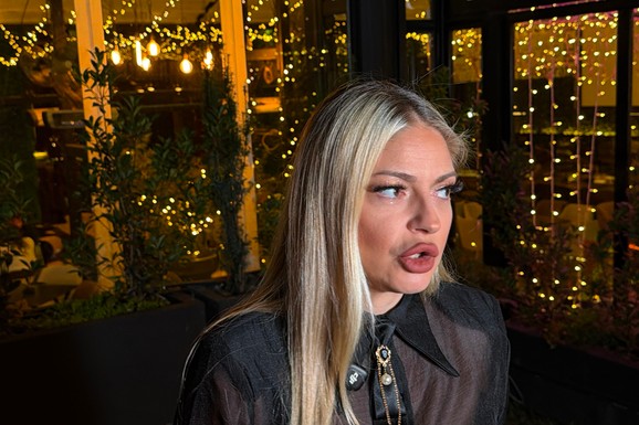 "KRISTIJANOV POTEZ JE KATASTROFA, IZNERVIRALA SAM SE" Vanja Mijatović oštro o Goluboviću! Požalila se: "Ne zovu me u Crnoj Gori da pevam" (VIDEO)