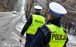 Robią 2 zdjęcia i kara 500 zł. Ten obowiązek dotyczy każdego kierowcy