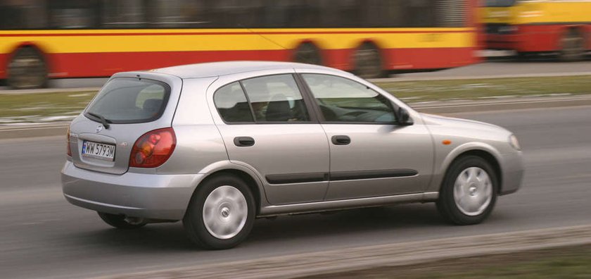 Nissan Almera