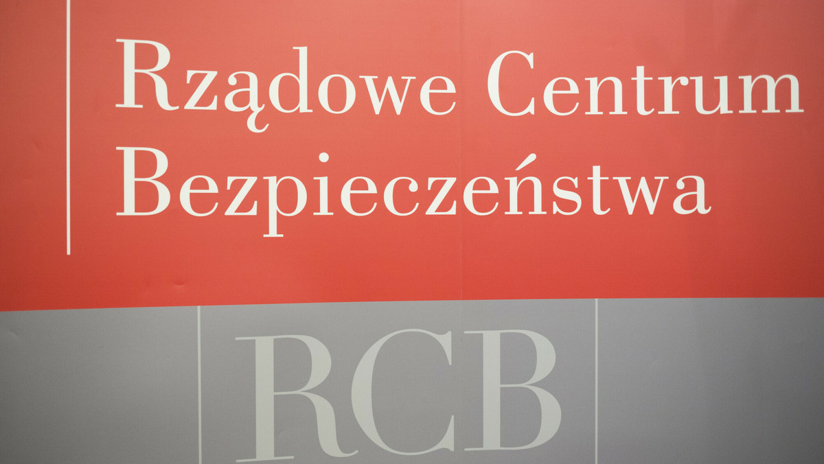 Wypłynęły tysiące danych osobowych funkcjonariuszy publicznych. Błąd w RCB