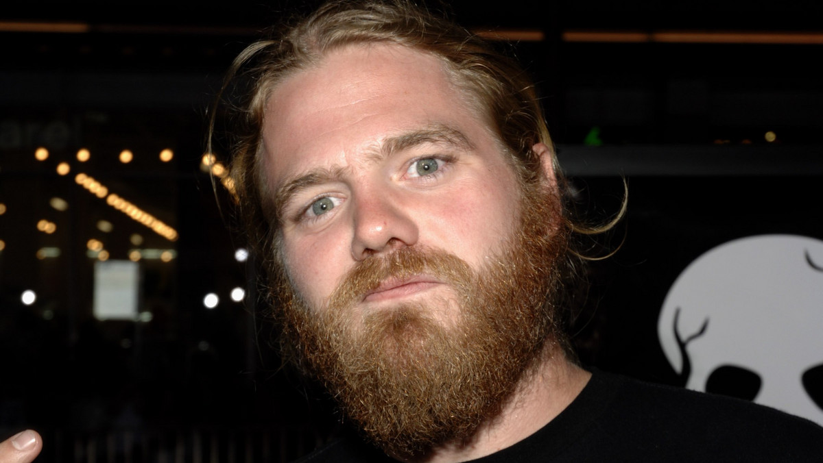 Ryan Dunn, członek ekipy występującej w programie MTV i filmach z serii "Jackass", zginął w wypadku samochodowym w West Goshen Township w stanie Pensylwania. Miał 34 lata.
