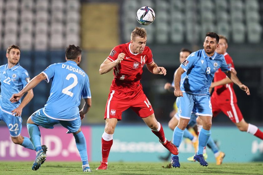 To mój pierwszy hat trick w karierze – cieszył się po wygranej w San Marino Adam Buksa (25 l.). 