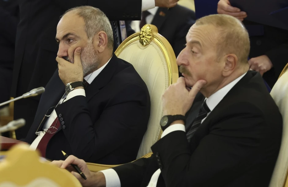 Nikol Pašinjan i Ilham Alijev u Moskvi 8. oktobra 2024.