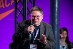 Terlikowski odchodzi. "Podkast nosi(ł) nazwę "Tak myślę", a nie "Tak myślą jezuici"