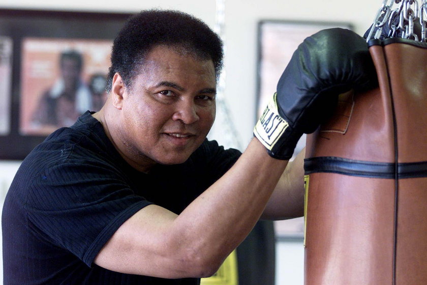 Muhammad Ali odszedł. Przypomnij sobie jak żył legendarny pięściarz