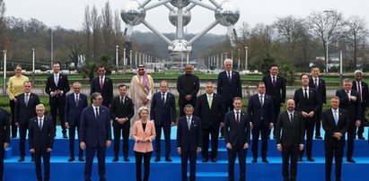 Wypłynęły zaskakujące zdjęcia Tuska z Brukseli. Niektórzy mogą się mocno zdziwić