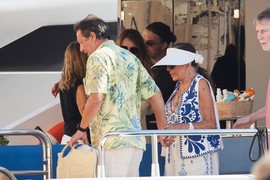 Glumica koju zna cela Srbija pričala da je BEZGREŠNO ZAČELA, pa abortirala zbog karijere: Od holivudskog MANIJAKA jedva pobegla, a  sreću je našla tek u 5. braku, uz 32 GODINE MLAĐEG