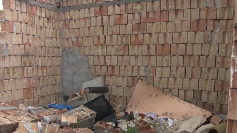 Ilyet még senki nem látott: tégláról-téglára loptak szét egy komplett házat Miskolcon